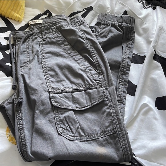 GREY HOLLISTER DRAWSTRING JOGGERS - Picture 2 of 5